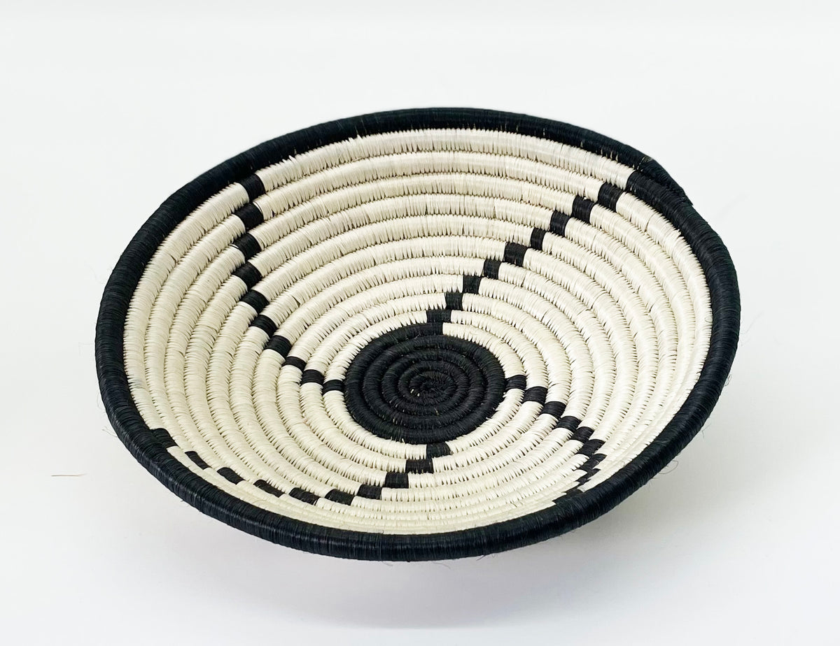 Intango Large Intango baskets - Mono (ASSORTED DESIGNS) – A Small Shop in Africa