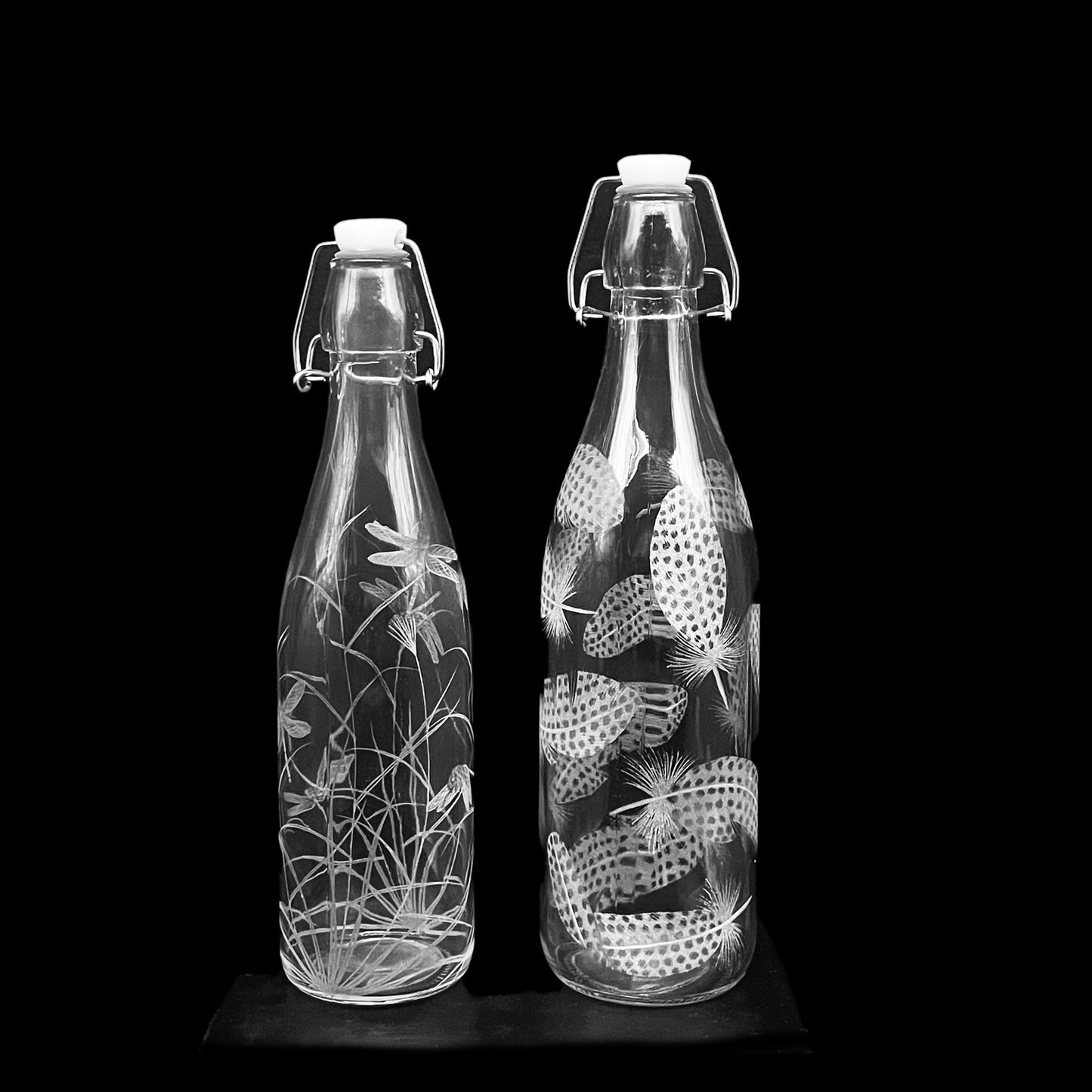 Metal Sealed Bottles, Engraved with Dragon Fly & Feathers
