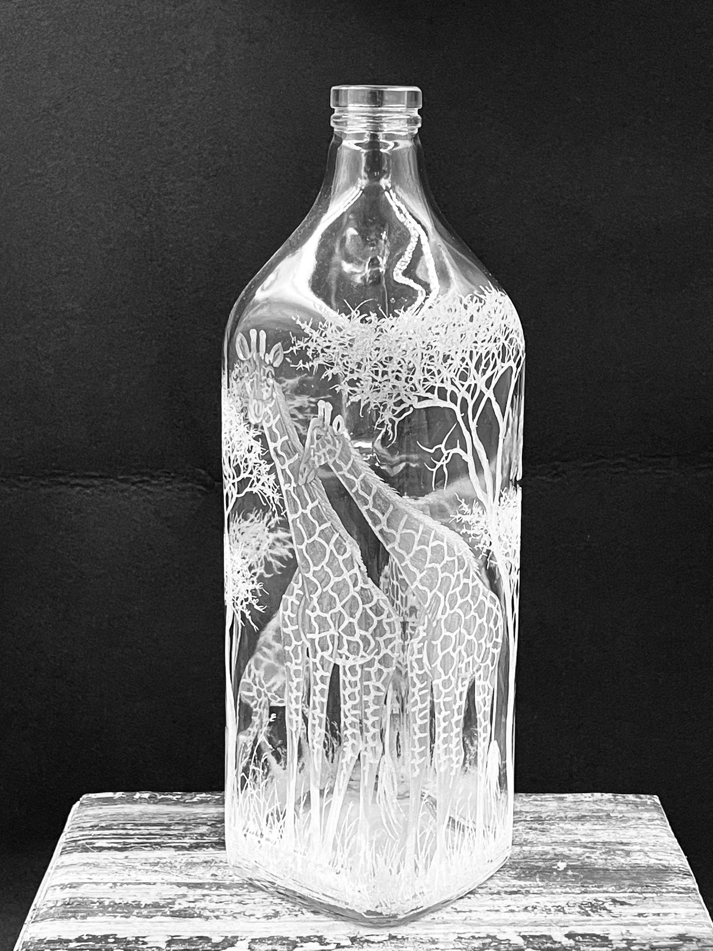 Giant Flagon Bottle, Engraved with Giraffe