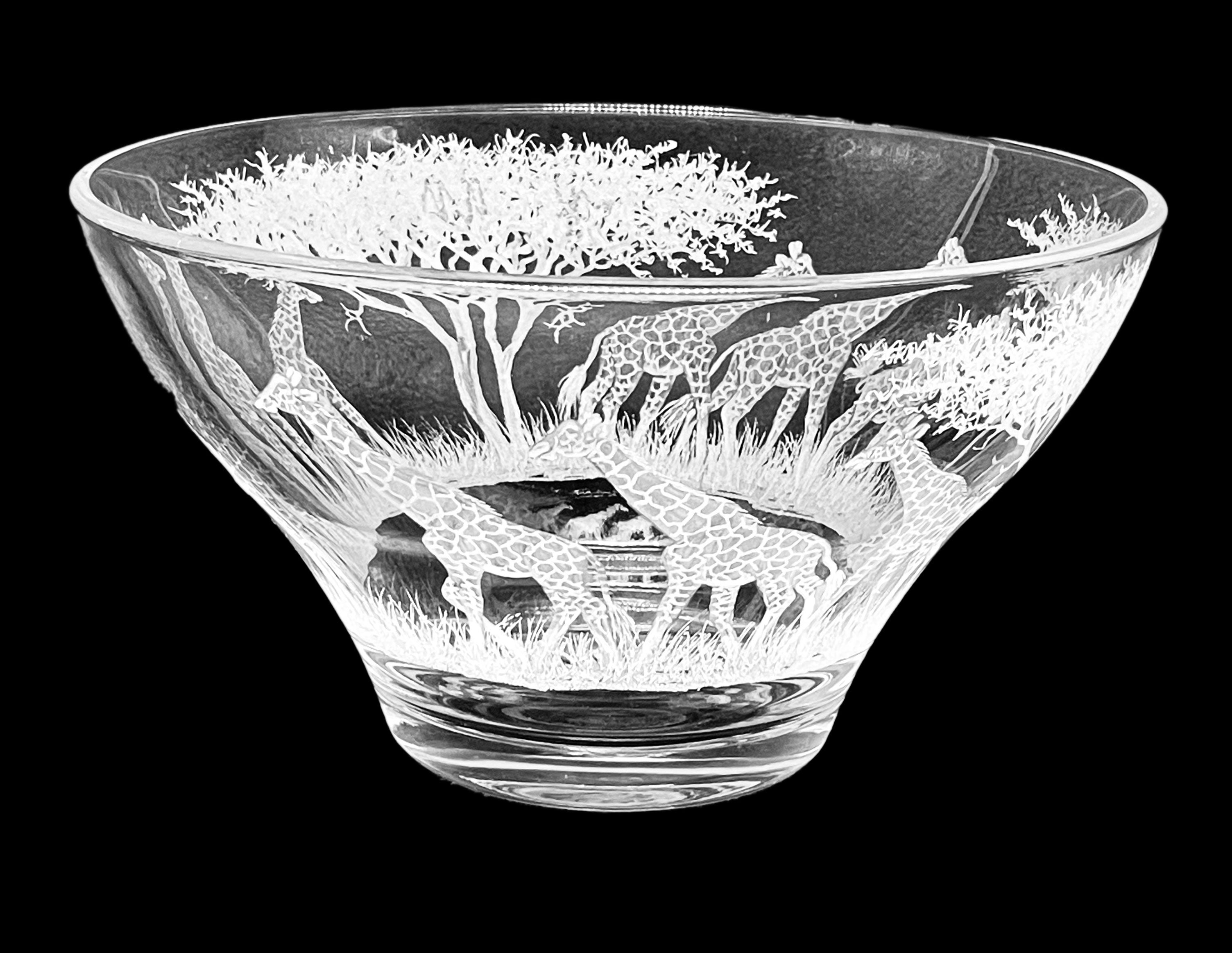 Glass Bowl, Engraved with Giraffe in Banana Fibre Presentation Box