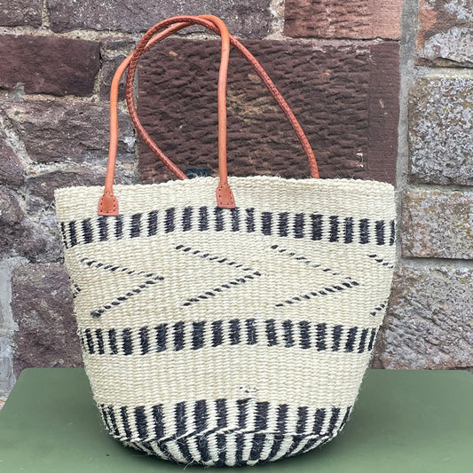 Small Sisal Basket Ivory & Black Chevron Blocks  with Long Leather Handles