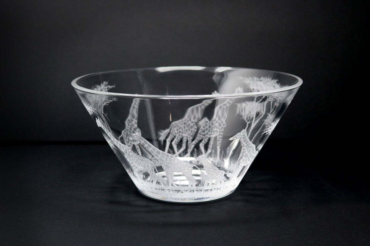 Glass Bowl, Engraved with Giraffe in Banana Fibre Presentation Box