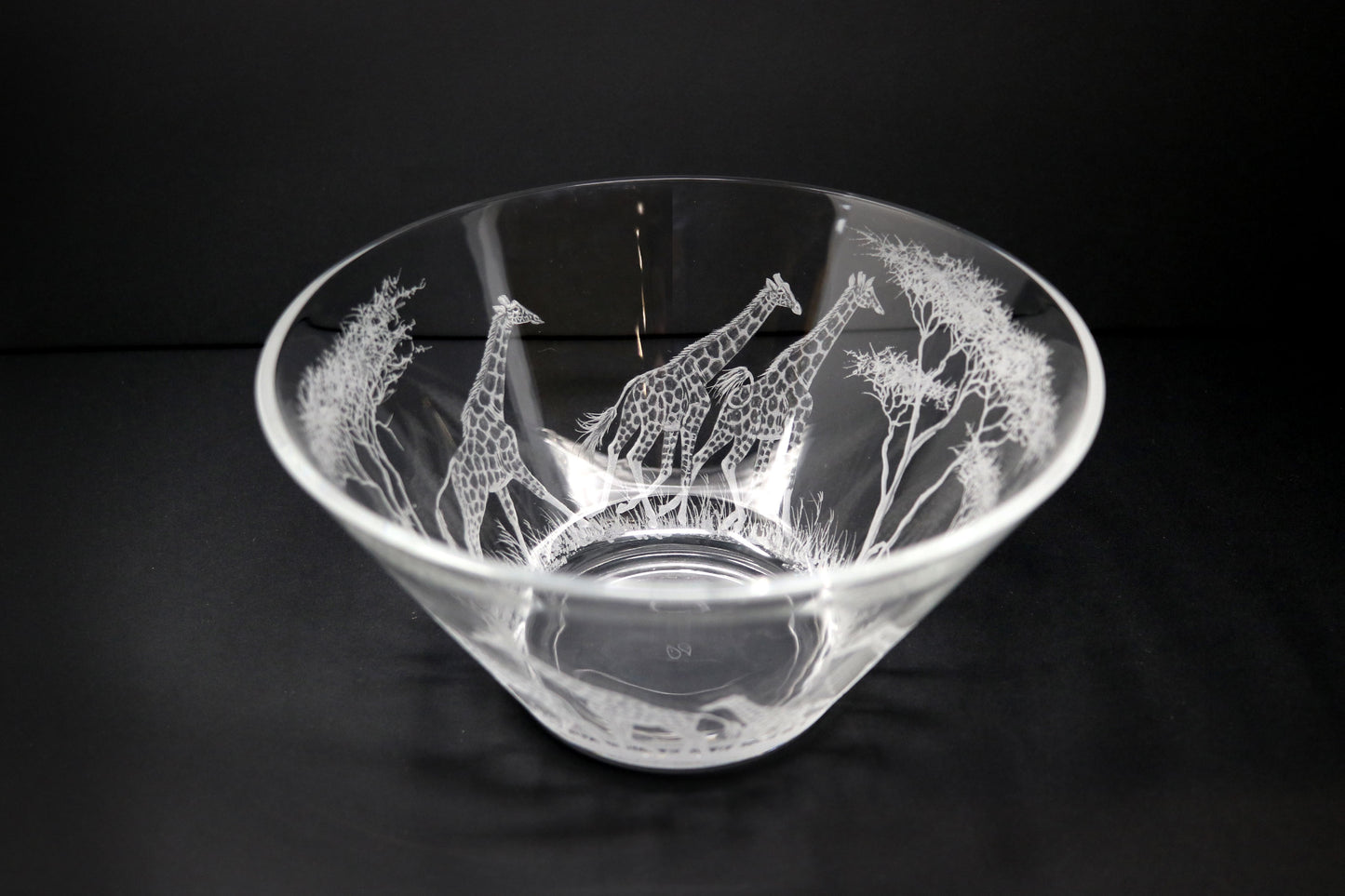 Glass Bowl, Engraved with Giraffe in Banana Fibre Presentation Box